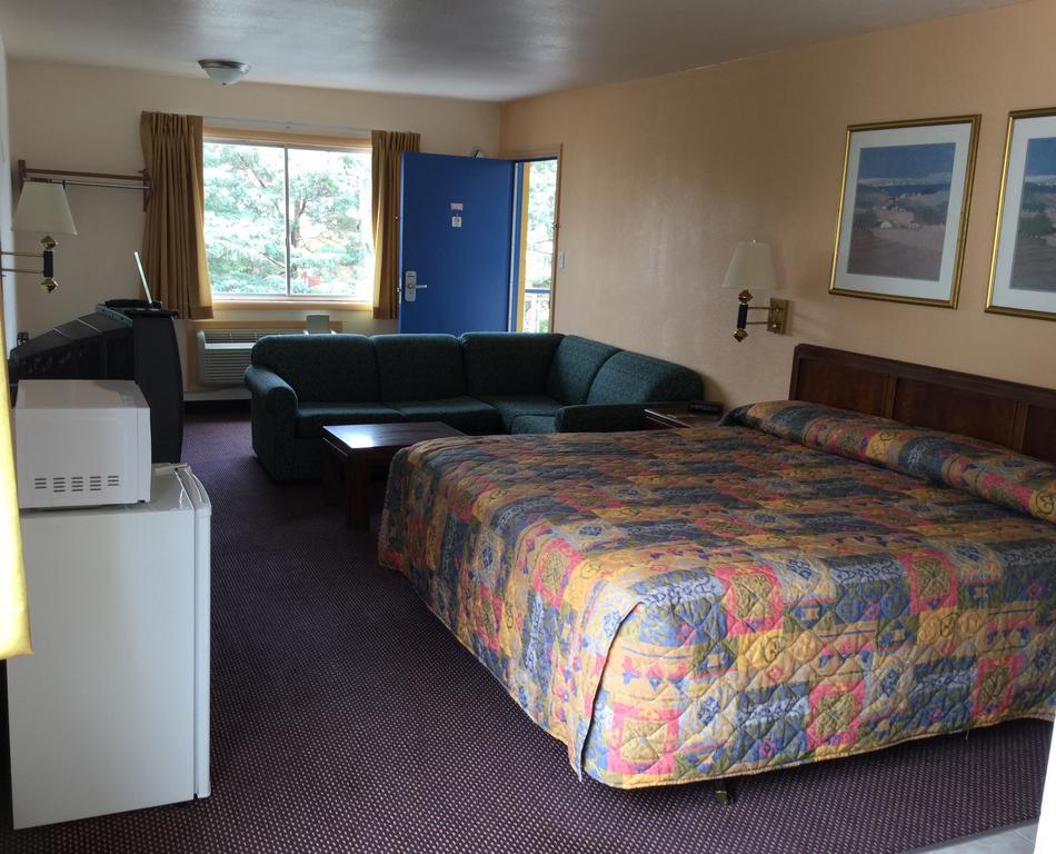 Belmont Inn&Suites Hampton Eksteriør bilde