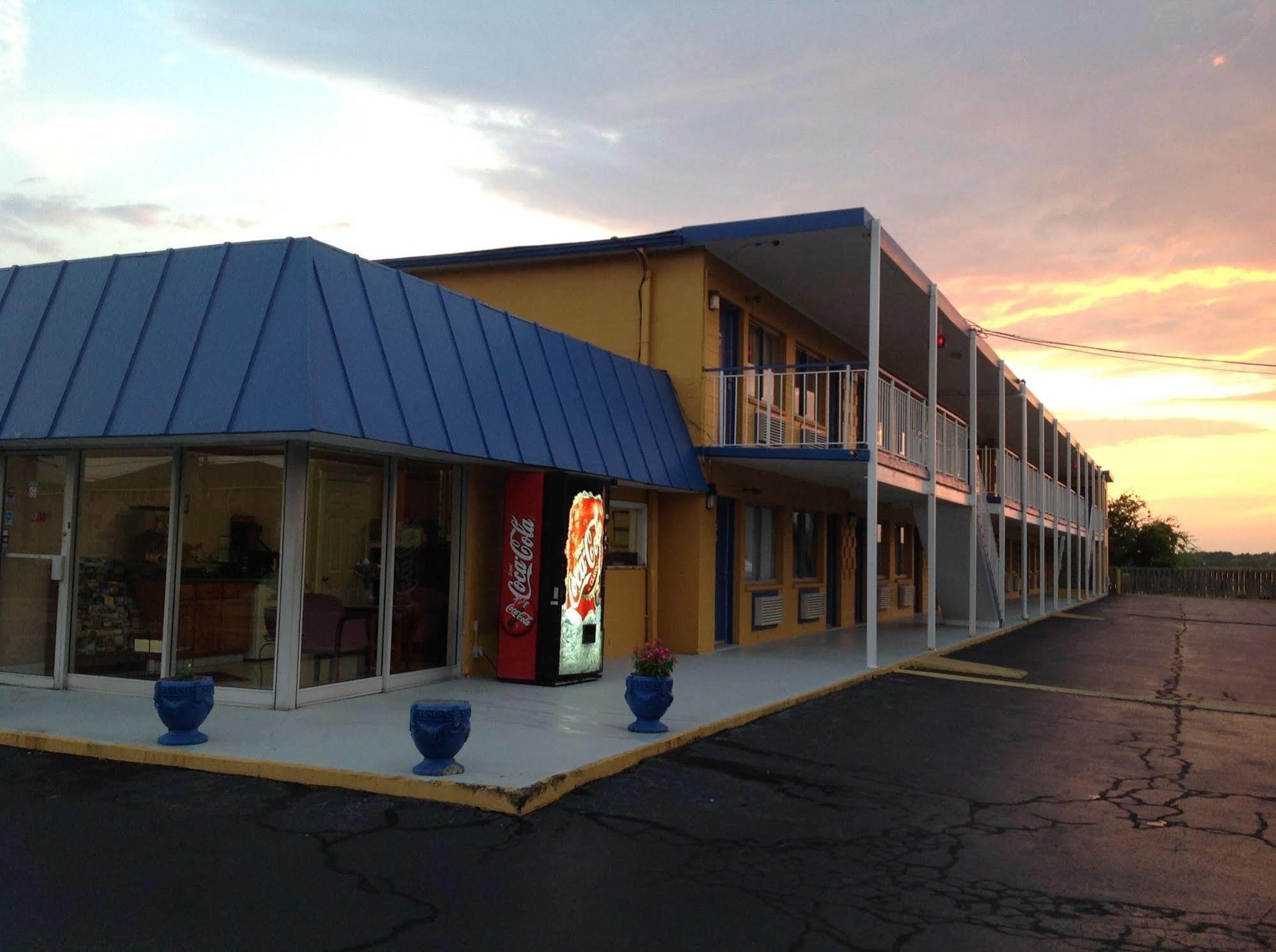 Belmont Inn&Suites Hampton Eksteriør bilde