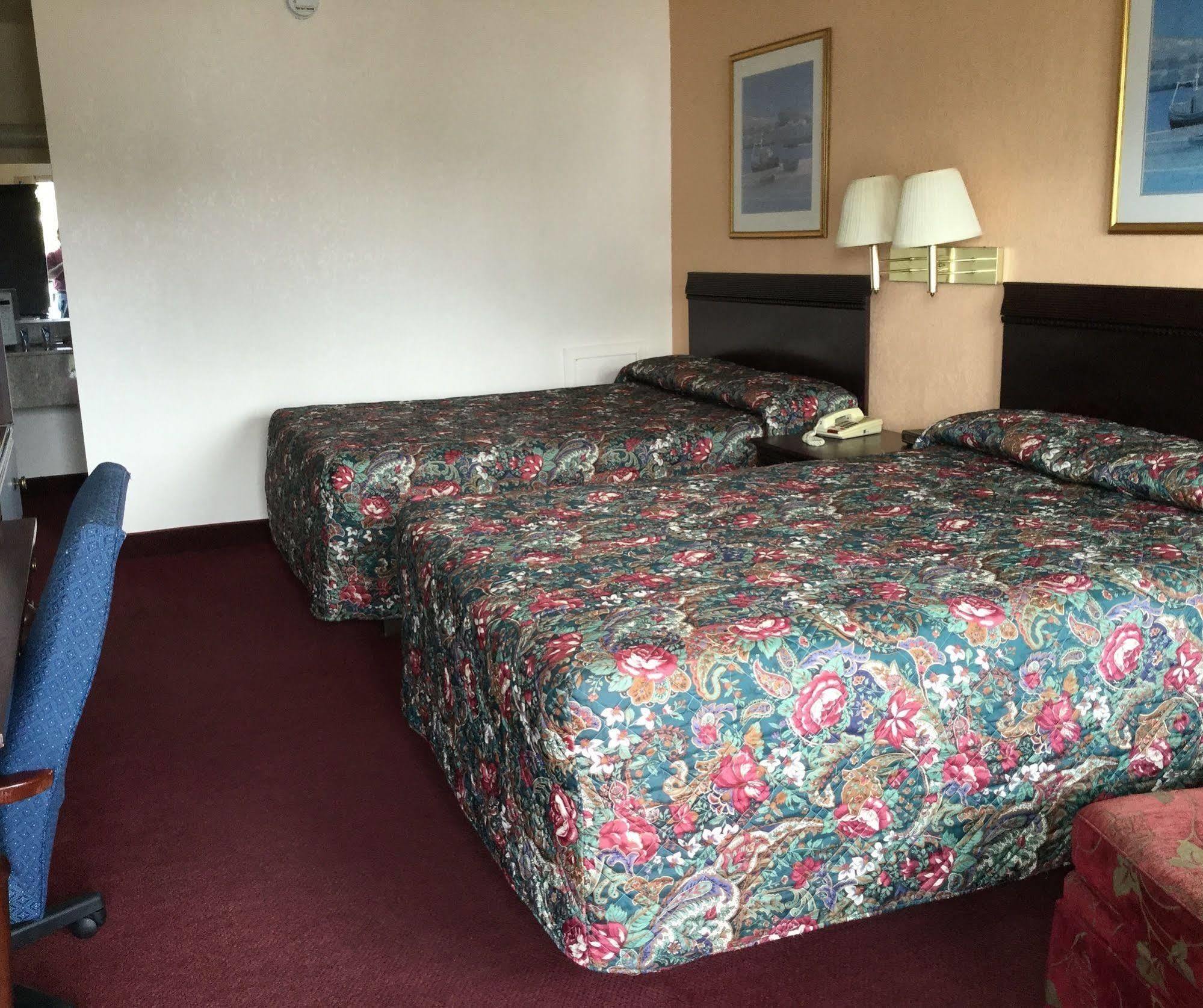 Belmont Inn&Suites Hampton Eksteriør bilde